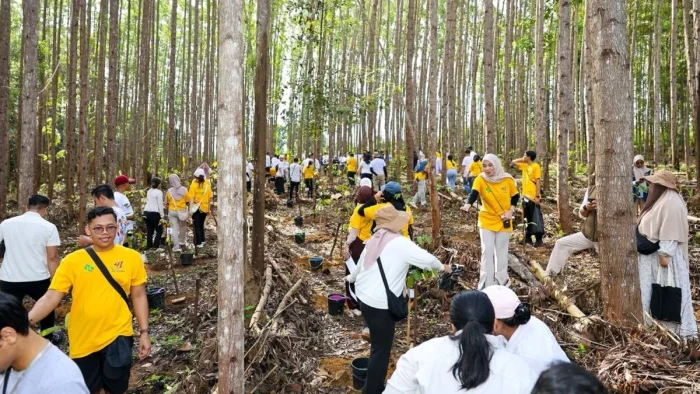 Bersama Otorita IKN serta berbagai mitra pembangunan kawasan Nusantara, Hermina Hospitals Group memperingati HUT ke-41 nya melalui penanaman pohon di MHHT IKN, pada Rabu (22/04/2026). Foto: HO/Humas Otorita IKN