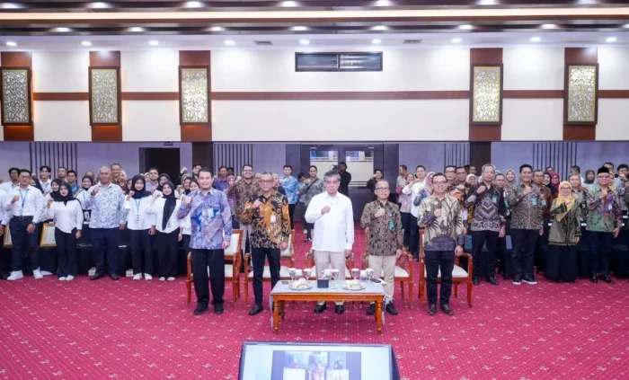 Kementerian Ketenagakerjaan (Kemnaker) resmi menutup Program Pemagangan Nasional Batch I yang diikuti 16.112 peserta pada periode Oktober 2025 hingga April 2026. Foto: HO/Biro Humas Kemnaker