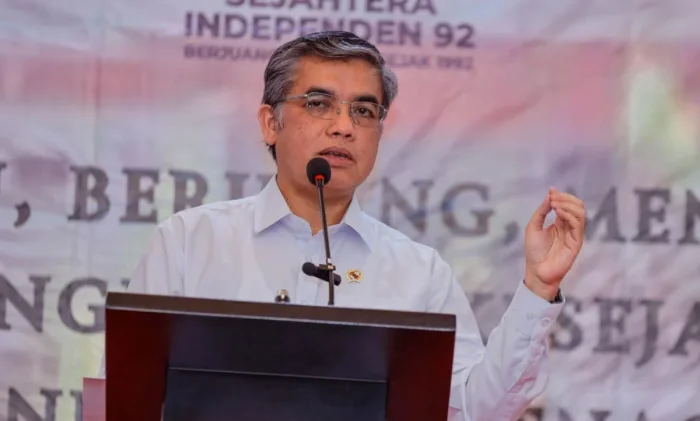 Menaker Ajak Serikat Pekerja Tingkatkan Kompetensi