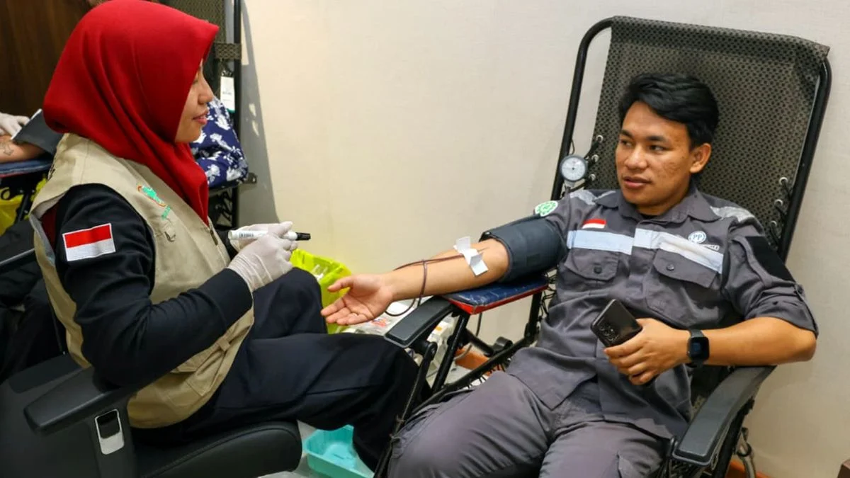 Otorita Ibu Kota Nusantara bersama berbagai mitra menyelenggarakan donor darah dan skrining diabetes berbasis aplikasi DoScreen, yang diikuti ratusan masyarakat Ibu Kota Nusantara. Foto: HO/Humas Otorita IKN