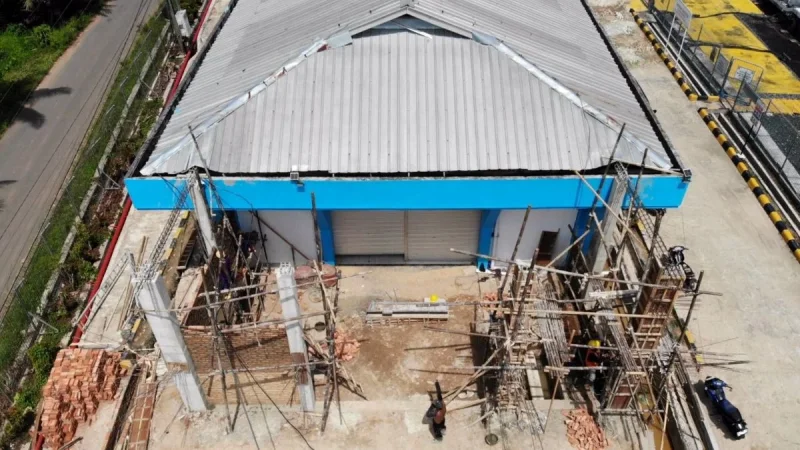 PLN UIP KLT mempercepat pembangunan infrastruktur kelistrikan strategis, salah satunya adalah peningkatan kapasitas Gardu Induk (GI) 150 kV Satui di Kecamatan Satui, Kabupaten Tanah Bumbu, Kalimantan Selatan. Foto: HO/PLN