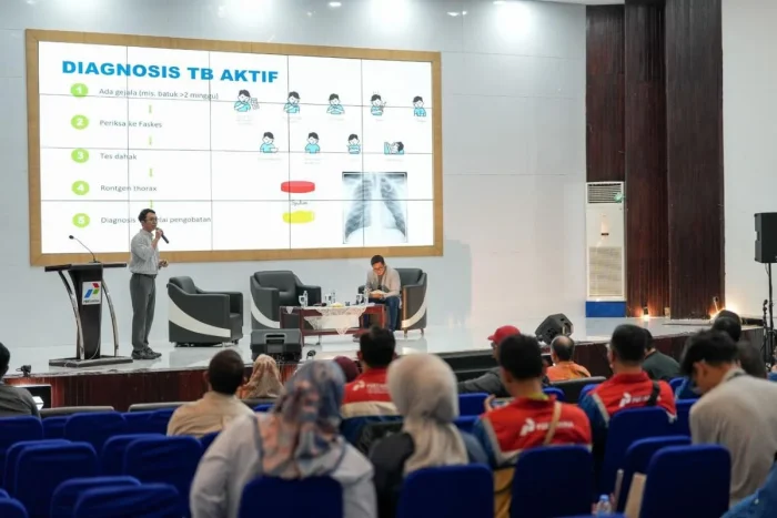 PT KPB menggelar seminar bertema “Bersama Melawan HIV &amp; TB: Edukasi, Pencegahan, dan Dukungan di Lingkungan Kerja yang digelar di Banua Patra, pada Kamis (30/4/2026). Foto: HO/KPB