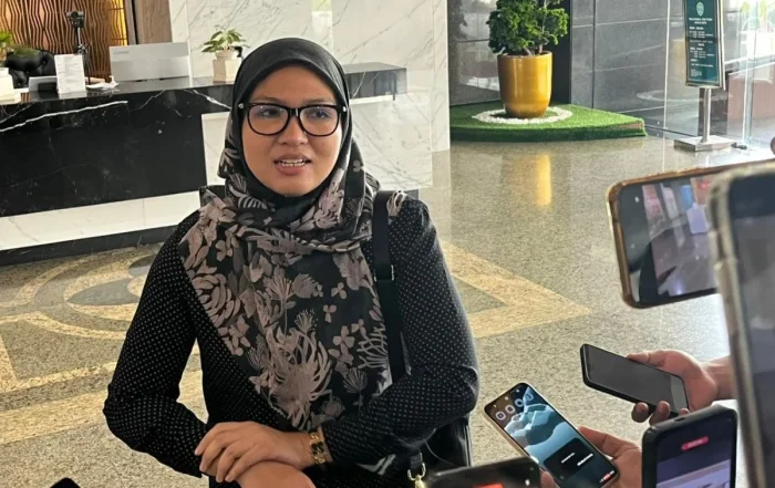 Rudy Mas’ud Siapkan Dana Pribadi untuk Kursi Pijat dan Akuarium Air Laut, Pemprov Bahas Mekanisme