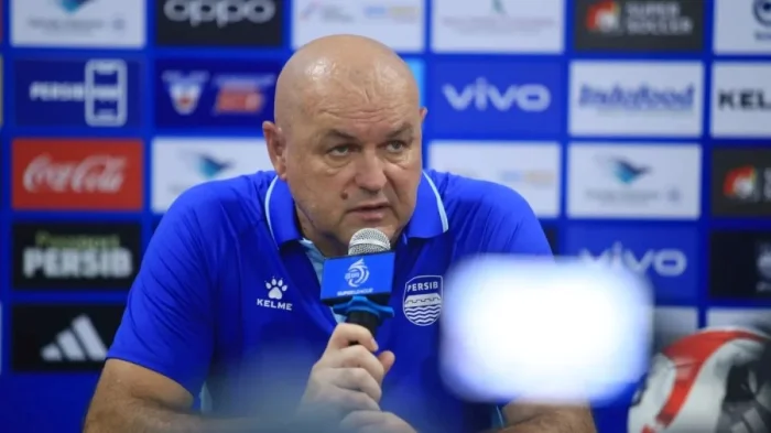 Hodak Selangkah Raih 200 Poin Bersama Persib, Dekati Rekor Indra Thohir