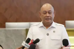 Dadan Hindayana Dorong Motor Listrik Dalam Negeri untuk Operasional SPPG