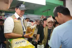 Bulog Pastikan Harga Minyakita Stabil, Stok Melimpah dan Distribusi Lancar