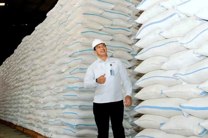 Bulog Pastikan Stok Beras Aman, Ajak Masyarakat Cek Langsung Gudang Beras