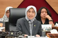 Hetifah: Transformasi Kampus Lebih Penting dari Penutupan Prodi Massal