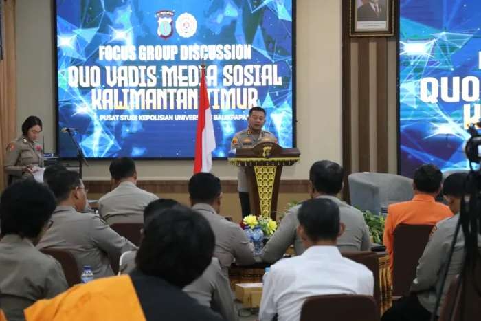 Kapolda Kaltim Irjen Pol. Endar Priantoro, S.H., S.I.K., C.F.E., M.H, Saat FGD Pusat Studi Kepolisian di Gedung Mahakam Polda Kaltim, pada Rabu (29/4/2026).  Foto: HO/Humas Polda Kaltim