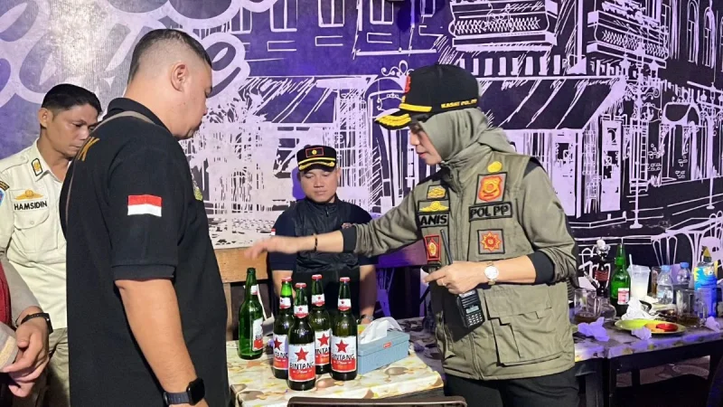 Empat Tempat Usaha di Samarinda Terjaring Razia Miras Ilegal
