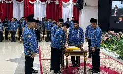Lantik dan Ambil Sumpah, Wali Kota Balikpapan Perkuat Mesin Birokrasi Lebih Profesional dan Berintegritas