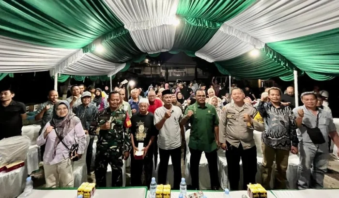 Anggota DPRD Kota Balikpapan dari Dapil Balikpapan Utara, Halili Adinegara, menggelar reses di RT 05 Kelurahan Gunung Samarinda, pada Sabtu (2/5/2026) malam. Foto: BorneoFlash/Niken Sulastri
