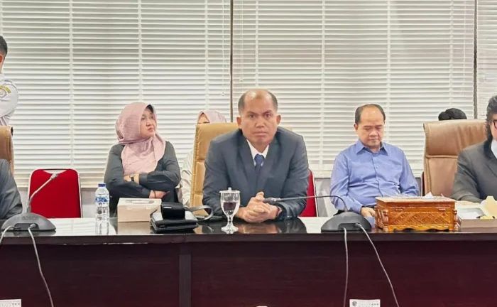 Joni Alla Padang Ingatkan Ancaman AI dan Krisis Literasi bagi Pendidikan Bontang