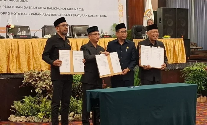 DPRD Kota Balikpapan gelar Rapat Paripurna Ke-5 Masa Sidang III Tahun Sidang 2025/2026, di Grand Senyiur Hotel, pada Senin (18/5/2026). Foto: BorneoFlash/Niken Sulastri