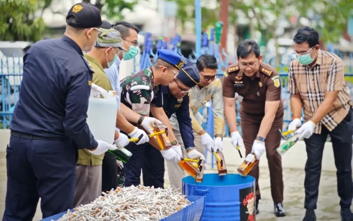 Bea Cukai Samarinda Hanguskan Barang Kena Cukai Ilegal Senilai Rp3 Miliar