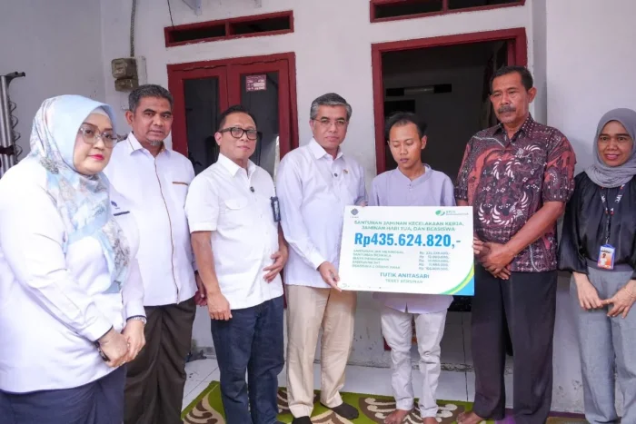 Perlindungan Optimal, Menaker Yassierli Tegaskan Jaminan Sosial untuk Semua Pekerja
