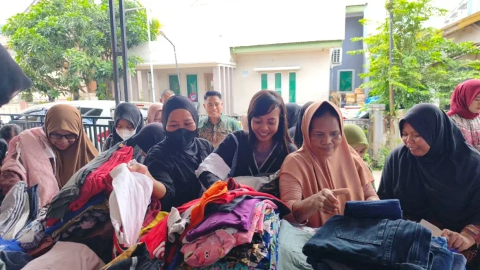 PNM menghadirkan gerakan sosial yang menghubungkan kepedulian lingkungan dengan pemberdayaan ekonomi masyarakat, pada Selasa (26/5/2026). Foto: HO/PNM Cabang Balikpapan