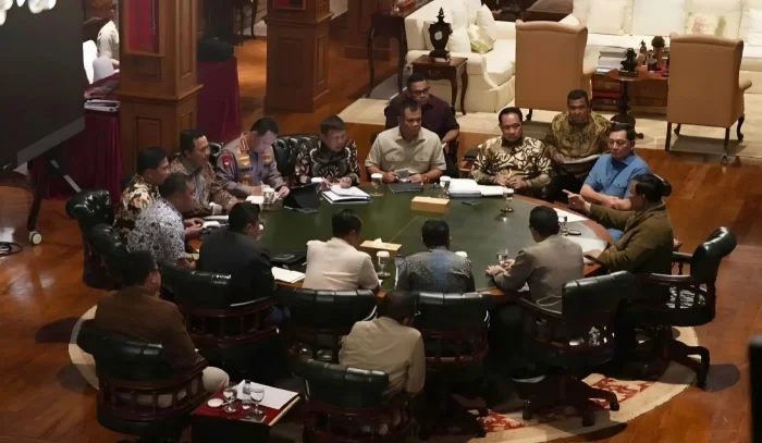 Prabowo Subianto Pimpin Rapat Terbatas di Hambalang Bahas Pendidikan, Hilirisasi, dan Keamanan Nasional