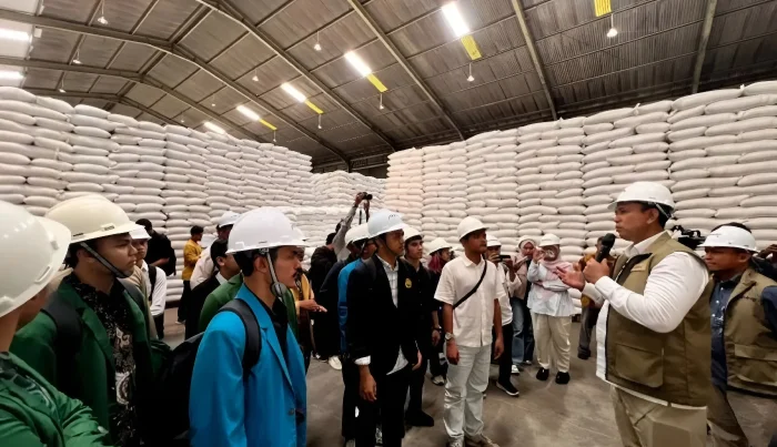 Bulog Libatkan BEM SI, Stok Beras Nasional 5,2 Juta Ton Dipastikan Aman dan Melimpah