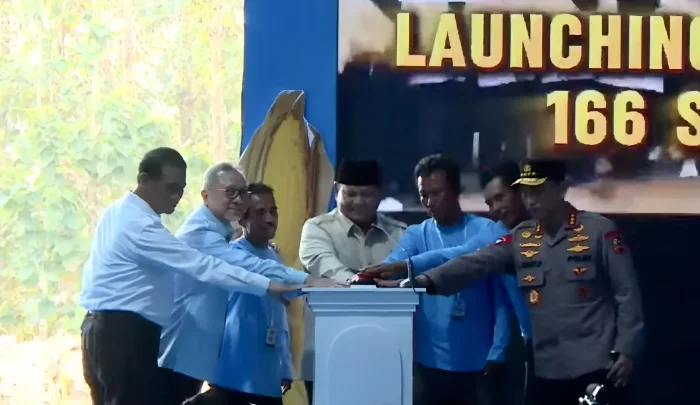Prabowo Akan Beri Bintang Mahaputera kepada Kapolri dan Panglima TNI
