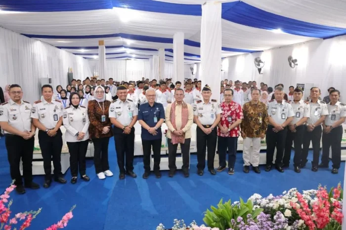 Sekjen Kemnaker, Cris Kuntadi saat Kunjungan di Lembaga Pemasyarakatan (Lapas) Kelas I Malang, Jawa Timur, pada Kamis (7/5/2026). Foto: HO/Biro Humas Kemnaker