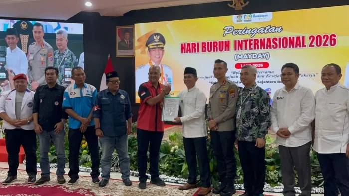 Peringatan Hari Buruh Internasional tahun 2026 di Balikpapan, pada Jumat (1/5/2026). Foto: BorneoFlash/Niken Sulastri