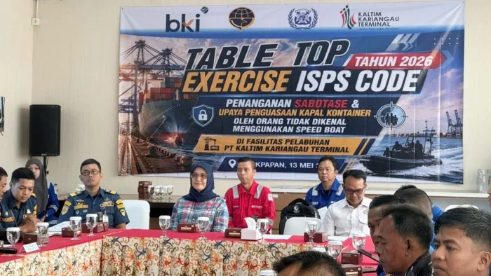 KKT Gelar Simulasi Ancaman Pembajakan Kapal di Pelabuhan Kariangau, Uji Kesiapan Keamanan Maritim