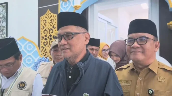 Embarkasi Balikpapan Jadi Contoh Layanan Haji Efisien, Jamaah Lansia Dapat Prioritas Utama