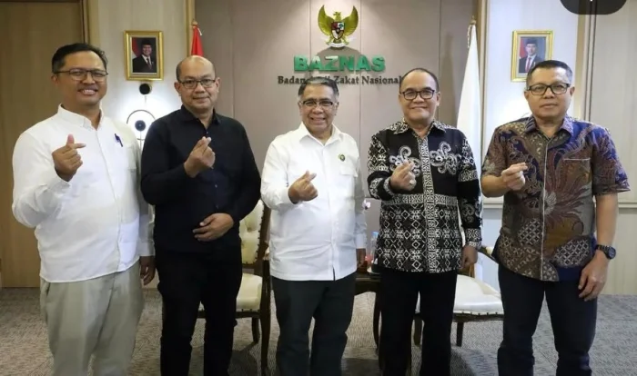 Wakil Wali Kota Balikpapan, H. Bagus Susetyo silaturahmi ke Ketua BAZNAS RI, H. Sodik Mudjahid di Ruang Tamu Ketua BAZNAS RI Lantai 2, Jakarta, pada Kamis (7/5/2026). Foto: BorneoFlash/Ist