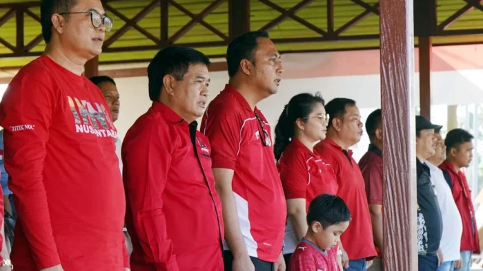 Bupati Kubar Frederick Edwin Hadir di Penutupan Turnamen Bung Karno Cup I, di Lapangan Sepak Bola Rarakuta, Kelurahan Barong Tongkok, Kecamatan Barong Tongkok, pada Sabtu (6/6/2026). Foto: HO/Diskominfo Kubar