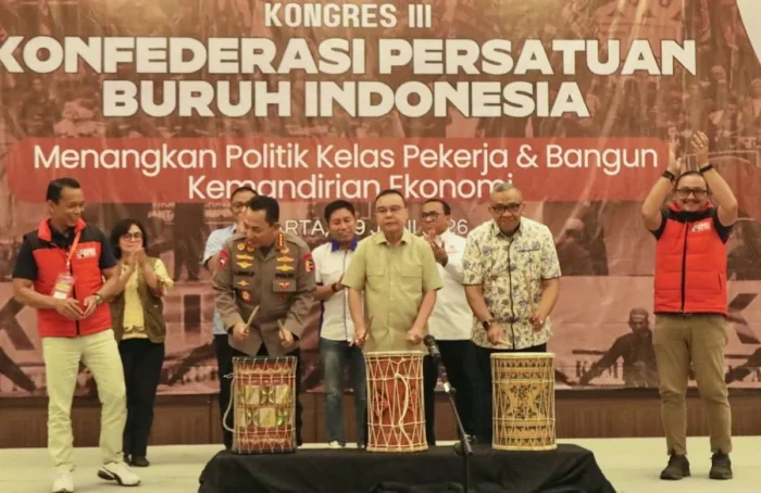 Kongres III Konfederasi Persatuan Buruh Indonesia (KPBI) yang dirangkai dengan Seminar Ketenagakerjaan bertajuk “Peluang UU Perlindungan Buruh di Era Pemerintahan Baru” di Jakarta, pada Minggu (7/6/2026). Foto: HO/Biro Humas Kemnaker
