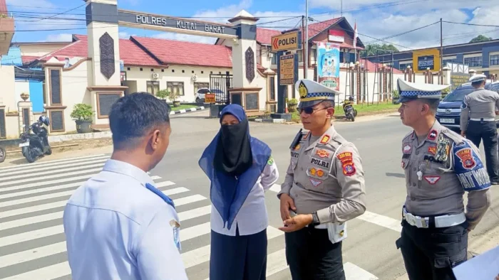Dishub Kubar Percantik Zebra Cross dan Marka Jalan, Keselamatan Pengguna Jalan Jadi Prioritas