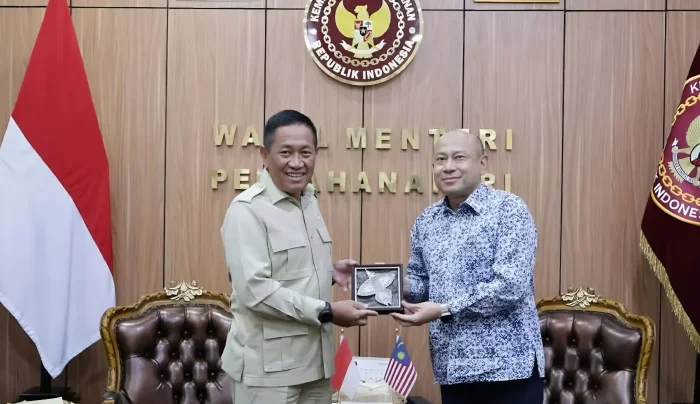 Kemhan Perkuat Kerja Sama Pertahanan Indonesia-Malaysia
