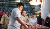 Dudung Sidak Pasar Kramat Jati, Pastikan Pasokan Pangan Melimpah dan Harga Terkendali