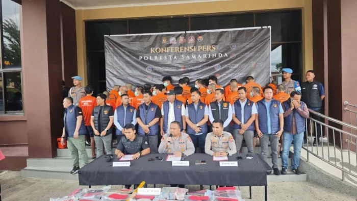 Polresta Samarinda Gelar Konferensi Pers pengungkapan 37 kasus kejahatan jalanan selama Mei 2026, pada Selasa (9/6/2026). Foto: BorneoFlash/Nur Ainunnisa