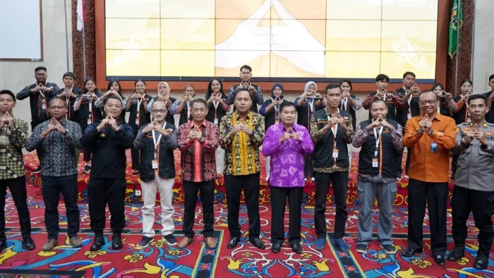 Sebanyak 158 petugas SE 2026 siap diterjunkan ke seluruh wilayah kabupaten Kubar mulai 15 Juni hingga 31 Agustus 2026 dengan metode door to door, menyasar rumah tangga yang memiliki aktivitas usaha ekonomi di seluruh wilayah Kubar. Foto: HO/Diskominfo Kubar