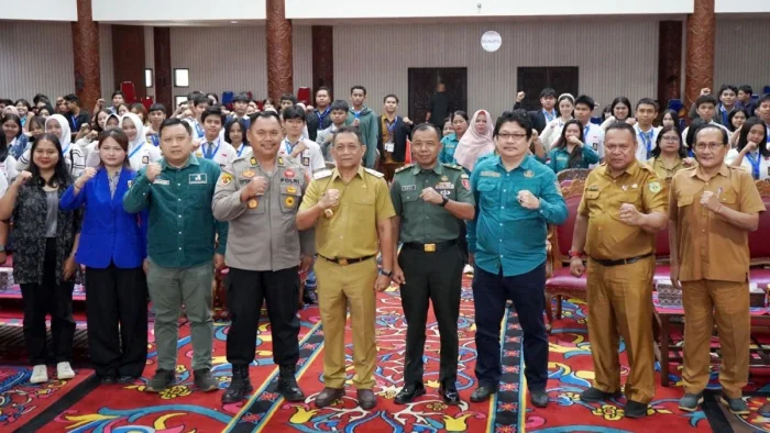 Wakil Bupati Kubar, Nanang Adriani membuka Seminar Wirausaha Muda yang digelar di Auditorium Aji Tulur Jejangkat, Kantor Bupati Kubar, pada Selasa (9/6/2026). Foto: HO/Diskominfo Kubar
