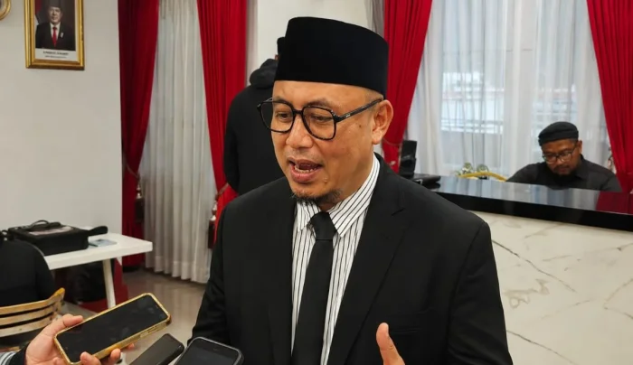 Seragam Gratis di Kukar Dipastikan Tetap Berjalan, Penyaluran Tunggu SPMB Rampung