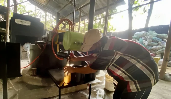 Inovasi Bantul! Sampah Plastik Diubah Jadi Bahan Bakar Alternatif Petasol