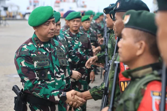 Penyambutan Satgas Yonif 613/Raja Alam Usai Tuntaskan Tugas di Papua