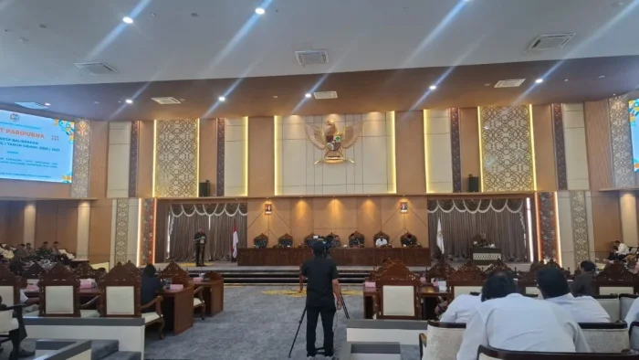 Rapat Paripurna DPRD Balikpapan di Gedung Paripurna DPRD Balikpapan, pada Rabu (9/9/2026) membahas Kesepakatan Perubahan KUA dan PPAS Tahun Anggaran 2026. Foto: BorneoFlash.com/Niken Sulastri