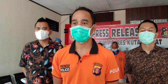 Kapolres Kutai Barat Imbau Kepala Kampung Taati Aturan