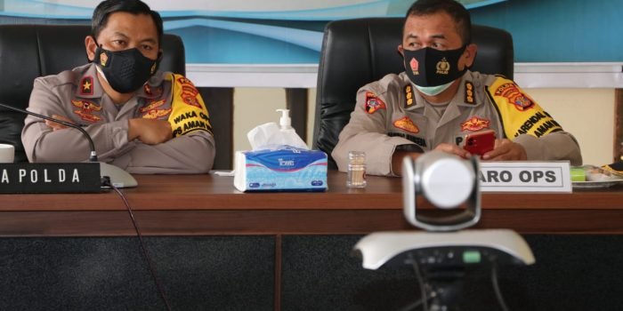 Wakapolda Kaltim Ikuti Vicon Dengan Irwasum Polri, Bahas Pelaksanaan Bansos Untuk Korban Bencana Alam