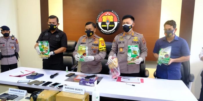 Ungkap Peredaran Narkotika, Polda Kaltim Berhasil Amankan 7 Pelaku dan 6 Kg Barang Bukti Sabu