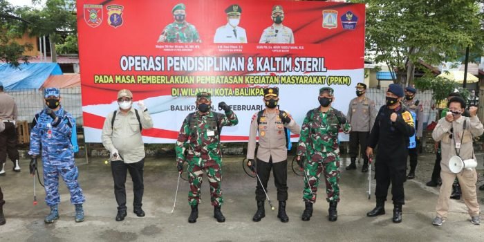 Lakukan Penyemprotan Pasar dan Area Publik