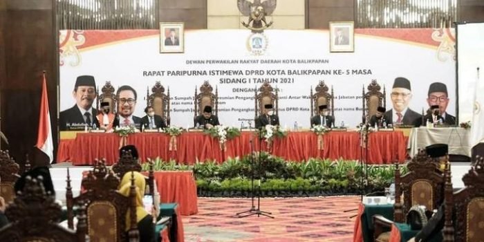 Rapat Paripurna Istimewa DPRD Kota Balikpapan, Pantun Gultom Sah Dilantik Sebagai Anggota DPRD Balikpapan