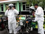 Pembuatan dan pengoperasian motor disinfektan yang berlangsung di Makodim 0904/TNG Kabupaten Paser, Kalimantan Timur.