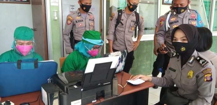 Suasana pelaksanaan vaksinasi covid-19 tahap kedua di Kodim 0912/KBR. 