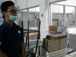 Human Resources (HR) CV Trubus Hijau Lestari Muhammad Restu saat ditemui di lokasi produksi AMDK gelas, di Pondok Pesantren Trubus Iman, Desa Padang Pengrapat, Kecamatan Tanah Grogot, Kabupaten Paser, Kalimantan Timur.