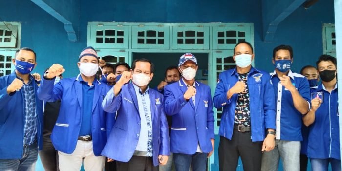 Seluruh jajaran DPC PD Kubar rapatkan barisan untuk lawan KLB Sumut  yang dianggap mencederai hak demokrasi. Foto : BorneoFlash.com/ Lilis Suryani.